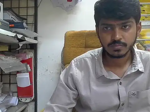 cute modell online show from 14, 1, 2026