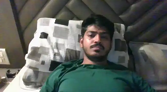 cute modell online show from 22, 3, 2025