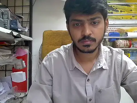 cute modell online show from 17, 11, 2025