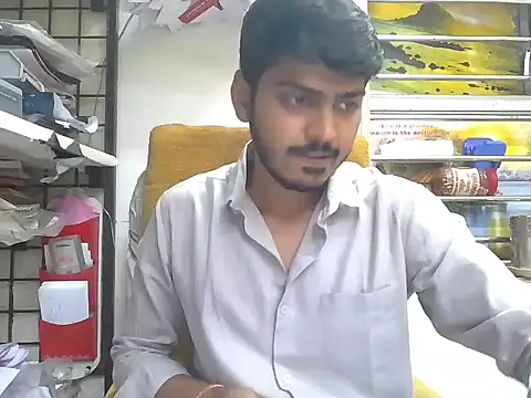 cute modell online show from 1, 12, 2025