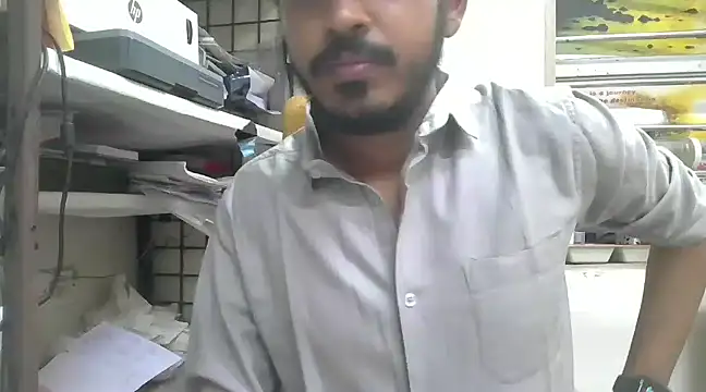 cute modell online show from 16, 1, 2025