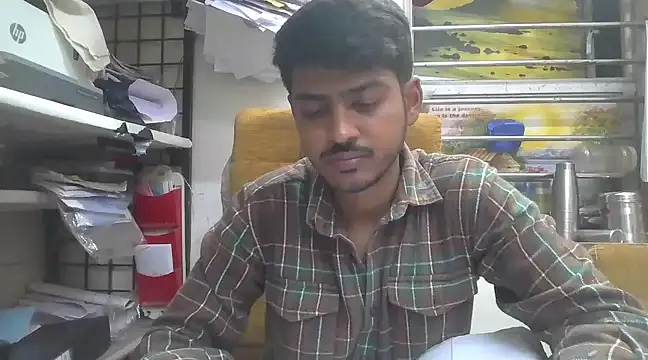 cute modell online show from 28, 2, 2025