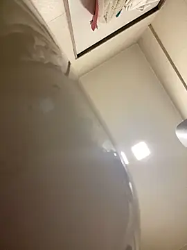 cute modell online show from 6, 10, 2025