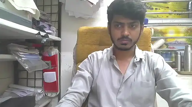 cute modell online show from 26, 2, 2025