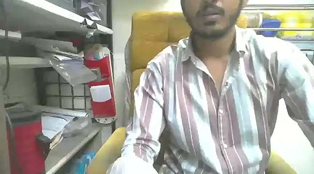 cute modell online show from 25, 2, 2025