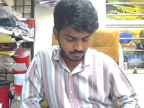 cute modell online show from 8, 10, 2025