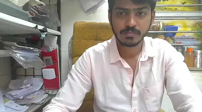 cute modell online show from 14, 2, 2025