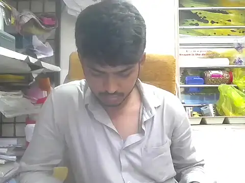 cute modell online show from 12, 3, 2026