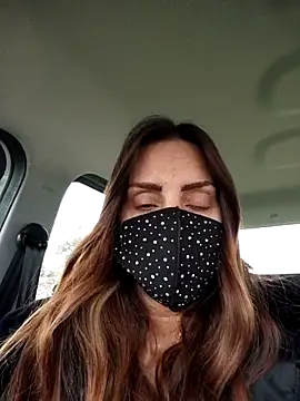 Akemi rossi online show from 10, 3, 2026