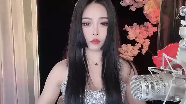 ying-love520 online show from 13, 2, 2025