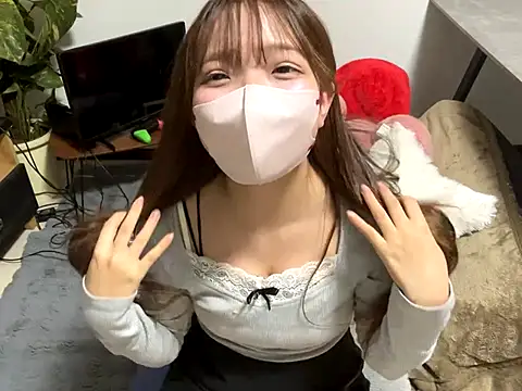 omochi chan oo online show from 2, 10, 2025