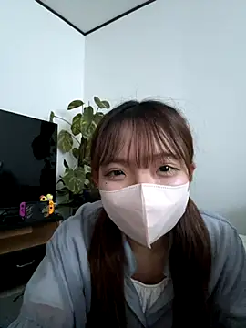 omochi chan oo online show from 27, 9, 2025