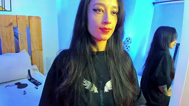 Snapshot of coral_jonesss chatting on 7, 7, 2026 coral jonesss online show from 7, 7, 2026