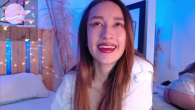 coral jonesss online show from 10, 3, 2025