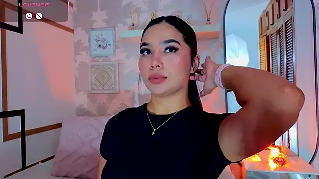 Snapshot of CharlotteGraay chatting on 21, 7, 2026 CharlotteGraay online show from 21, 7, 2026