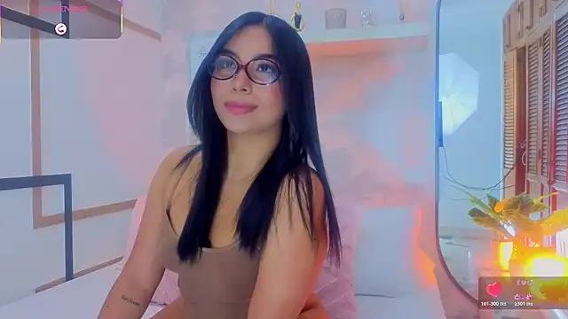 CharlotteGraay online show from 2, 6, 2026