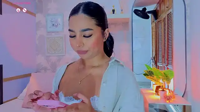 CharlotteGraay online show from 18, 3, 2026