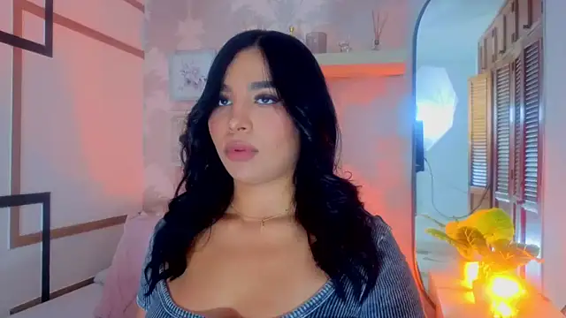 Snapshot of CharlotteGraay chatting on 10, 6, 2026 CharlotteGraay online show from 10, 6, 2026