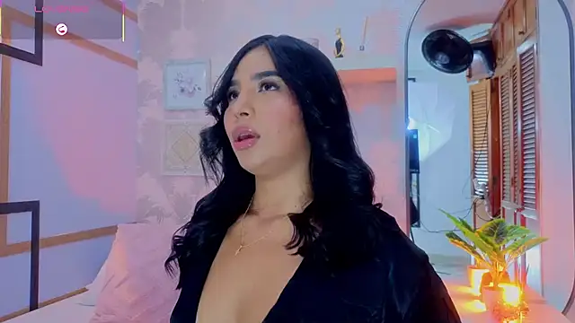 CharlotteGraay online show from 13, 4, 2026