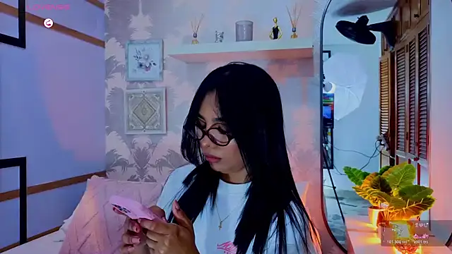 CharlotteGraay online show from 17, 3, 2026