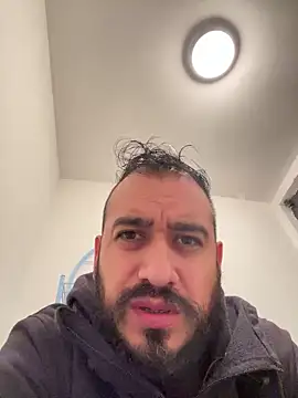 leonardohot1987 online show from 15, 1, 2025