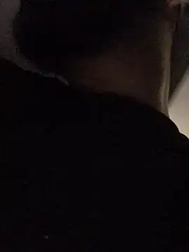 leonardohot1987 online show from 4, 2, 2025