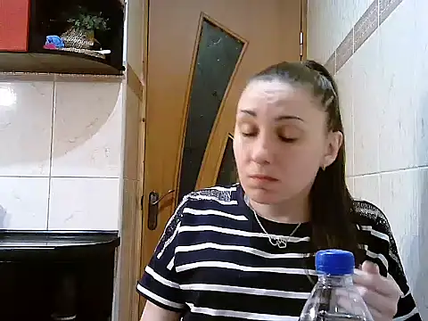 Yuliia30 online show from 21, 4, 2026