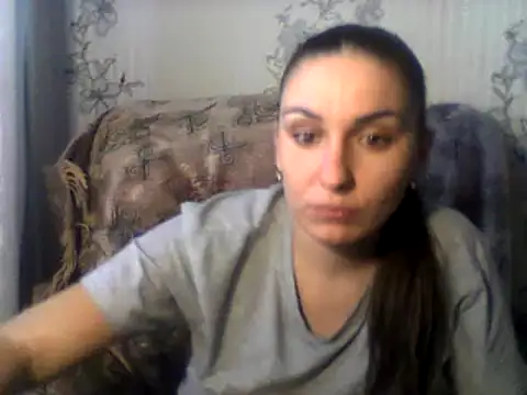 Snapshot of Yuliia30 chatting on 19, 2, 2025 Yuliia30 online show from 19, 2, 2025