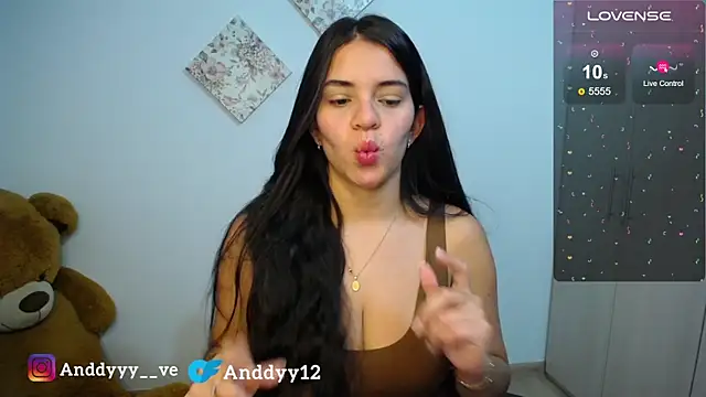 Snapshot of Anddyy__ chatting on 6, 5, 2026 Anddyy online show from 6, 5, 2026