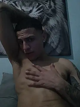 Snapshot of dany_hardy chatting on 27, 10, 2025 dany hardy online show from 27, 10, 2025