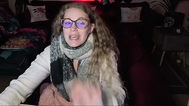 Miss luxiole online show from 7, 11, 2025