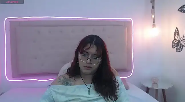 Snapshot of kathepickmanx chatting on 13, 3, 2025 kathepickmanx online show from 13, 3, 2025