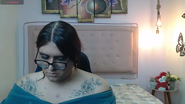 kathepickmanx online show from 5, 2, 2026