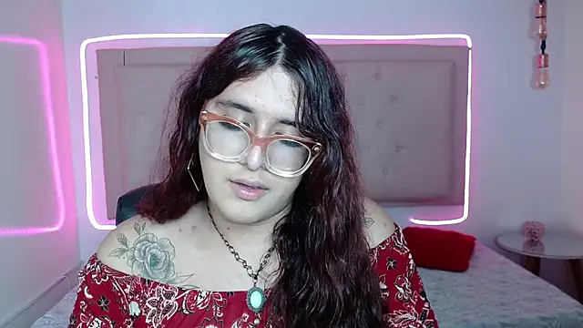 Snapshot of kathepickmanx chatting on 19, 10, 2025 kathepickmanx online show from 19, 10, 2025