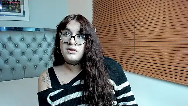 Snapshot of kathepickmanx chatting on 3, 6, 2026 kathepickmanx online show from 3, 6, 2026