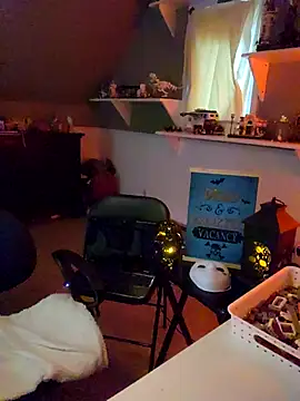 Snapshot of SoxxyNsh chatting on 28, 10, 2025 SoxxyNsh online show from 28, 10, 2025