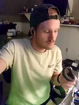 Snapshot of SoxxyNsh chatting on 14, 11, 2025 SoxxyNsh online show from 14, 11, 2025