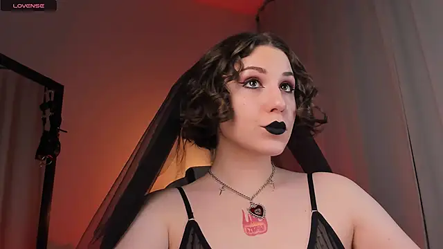 Eva Moss  online show from 20, 2, 2025