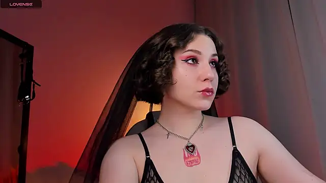 Eva Moss  online show from 19, 2, 2025