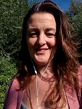 Snapshot of cumtomama chatting on 28, 9, 2025 cumtomama online show from 28, 9, 2025
