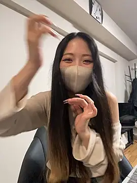 Snapshot of yazawa_oO chatting on 9, 5, 2026 yazawa oO online show from 9, 5, 2026