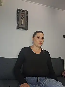 Snapshot of VixenVibesX chatting on 22, 7, 2026 VixenVibesX online show from 22, 7, 2026
