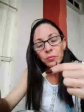 Zuzell Sweet online show from 3, 2, 2025
