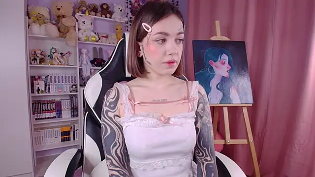 Snapshot of Catharsisi chatting on 17, 1, 2025 Catharsisi online show from 17, 1, 2025