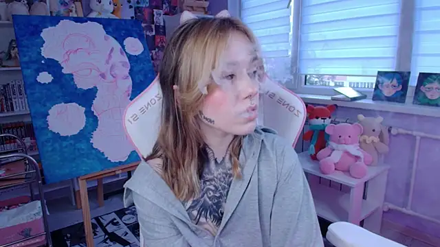 Snapshot of Catharsisi chatting on 24, 9, 2025 Catharsisi online show from 24, 9, 2025