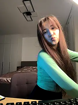 anna elfi online show from 14, 10, 2025