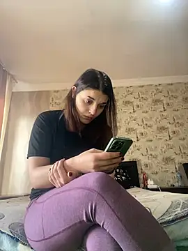 Snapshot of Rosanna_Rennie chatting on 25, 2, 2025 Rosanna Rennie online show from 25, 2, 2025