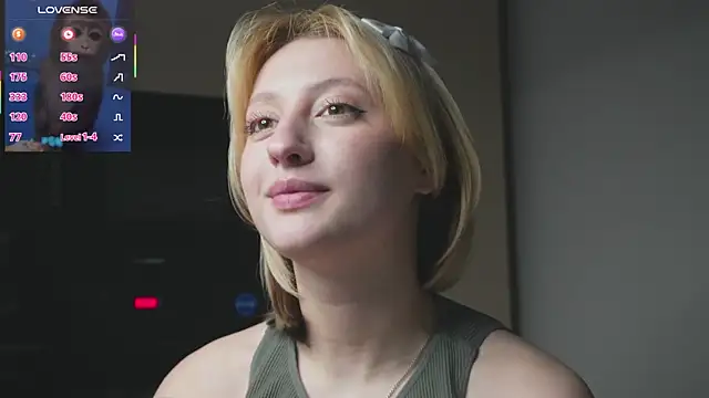 Snapshot of milasmiu chatting on 23, 2, 2025 milasmiu online show from 23, 2, 2025