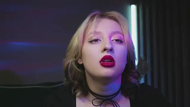 Snapshot of milasmiu chatting on 17, 2, 2025 milasmiu online show from 17, 2, 2025