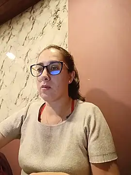 CHARLOTTE 1711 online show from 5, 6, 2026